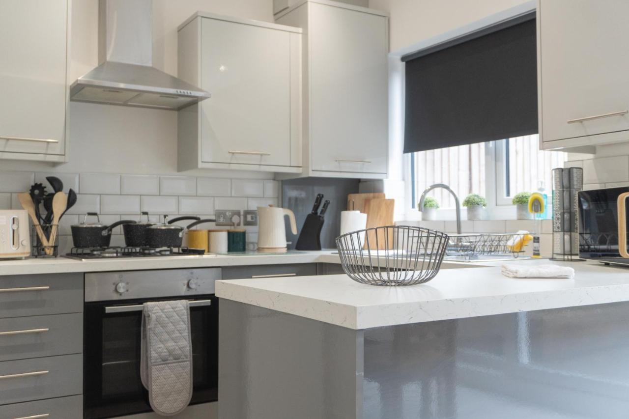 Sheldon House 3 Bed Cosy Home Nr Jlr & Nec Esterno foto
