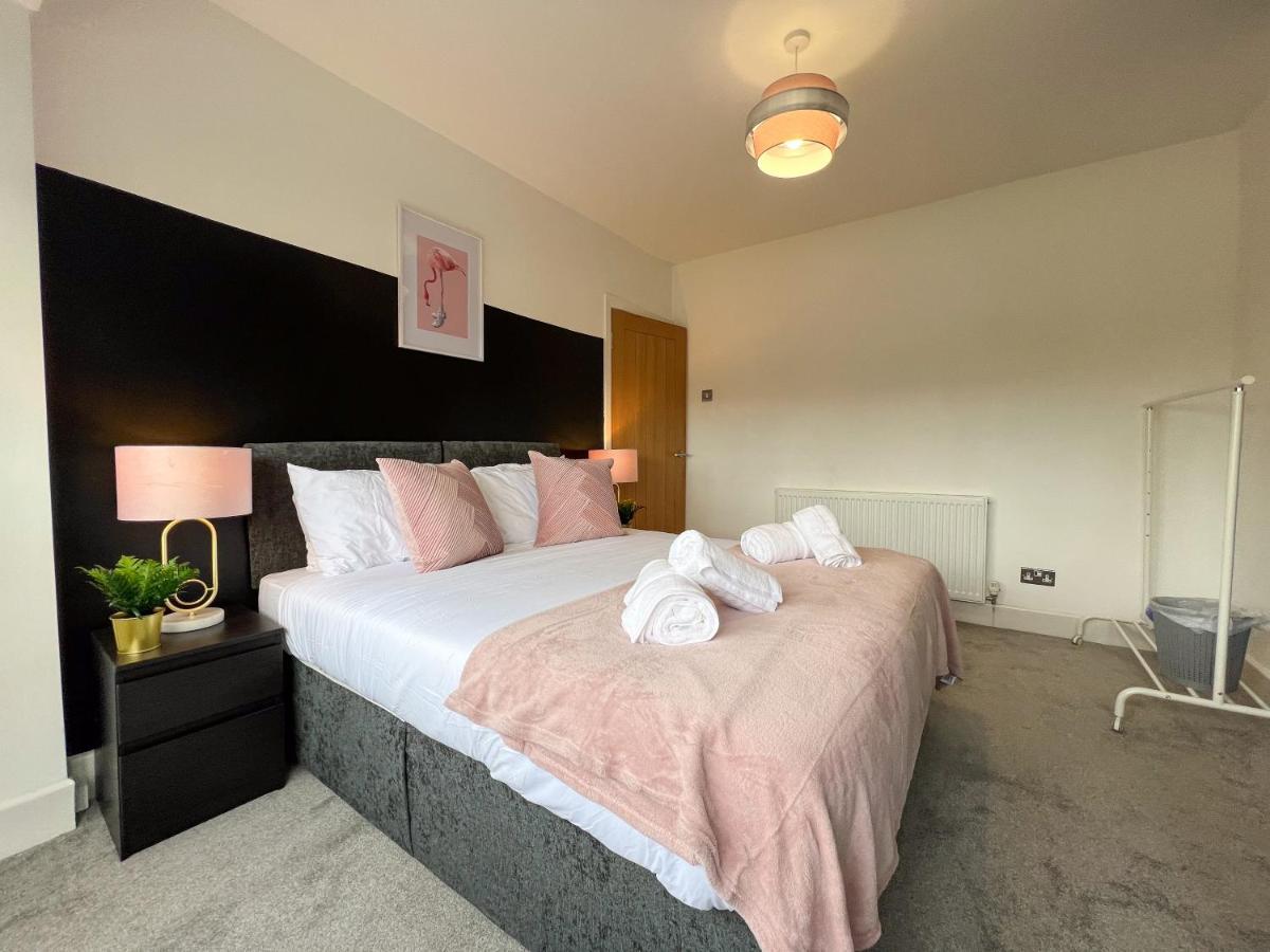 Sheldon House 3 Bed Cosy Home Nr Jlr & Nec Esterno foto