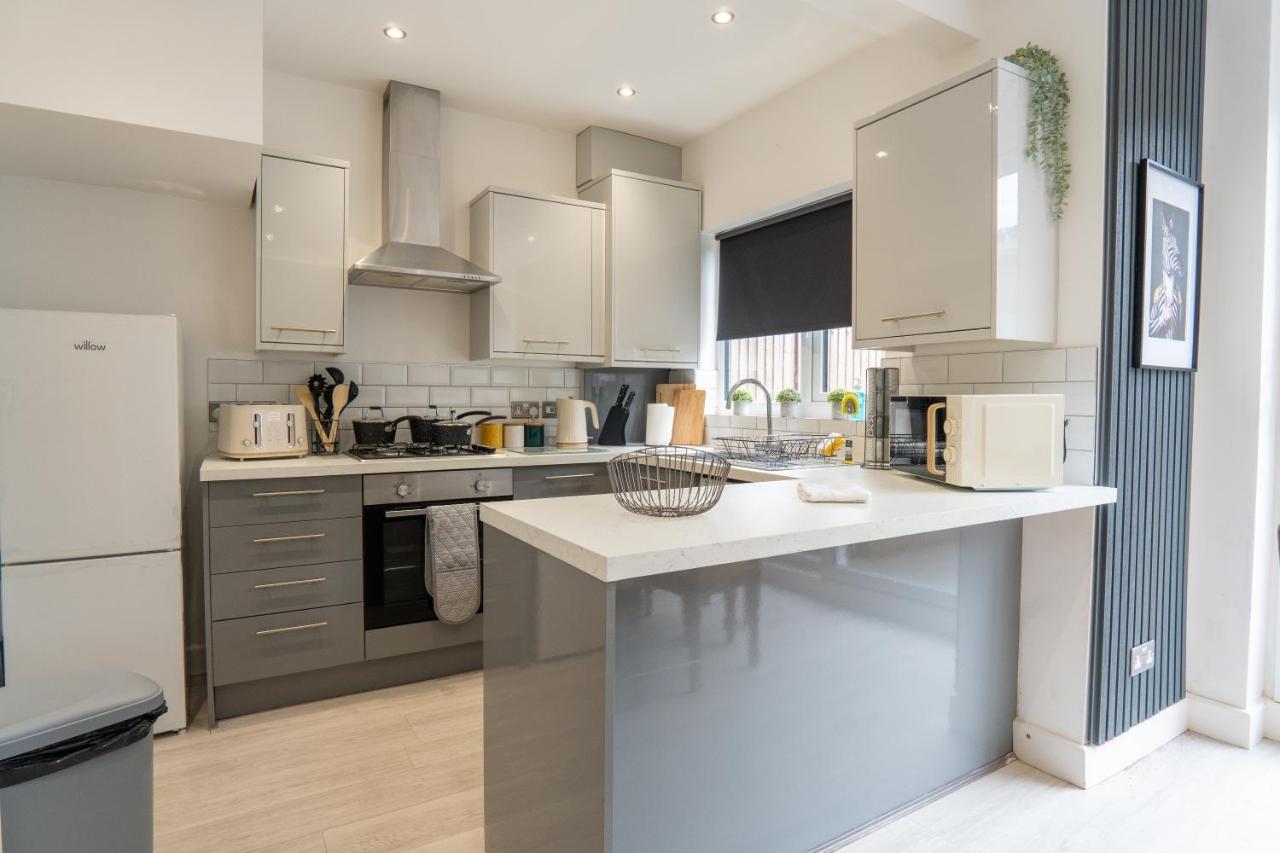 Sheldon House 3 Bed Cosy Home Nr Jlr & Nec Esterno foto