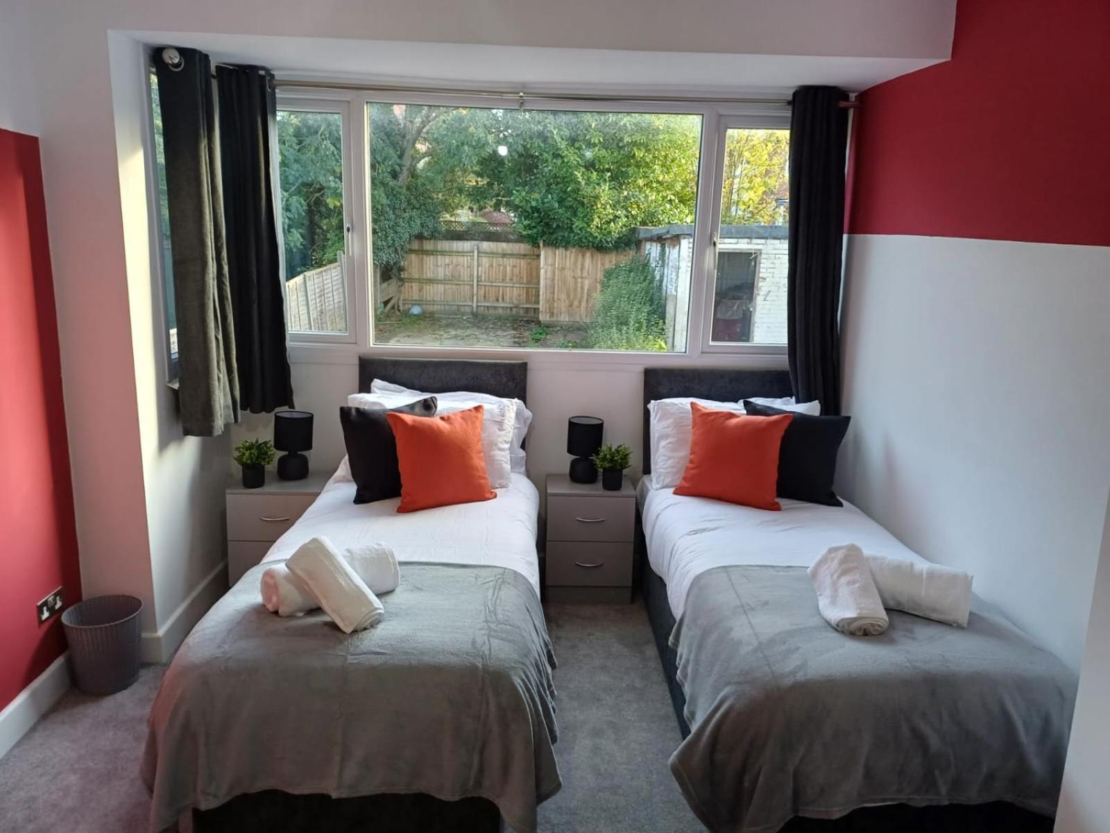 Sheldon House 3 Bed Cosy Home Nr Jlr & Nec Camera foto